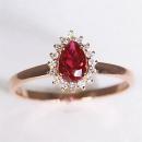 Anillo Chloé Rubí Pera